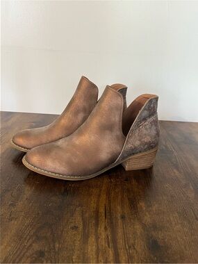 Corky's Bronze Stars Wayland Bootie